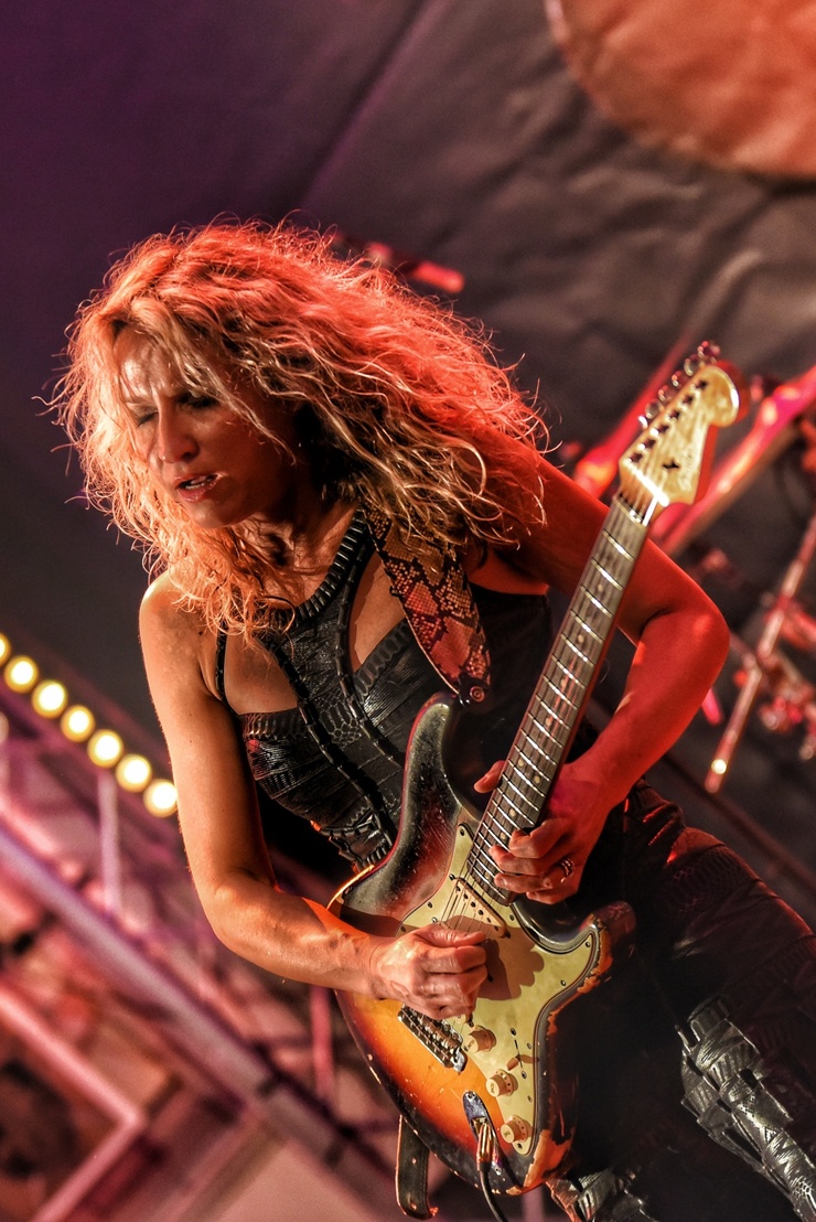 Ana Popovic
