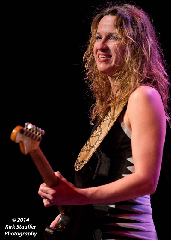 Ana Popovic