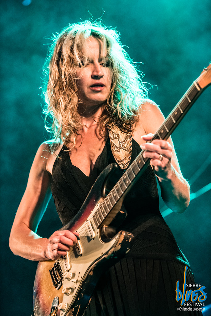 Ana Popovic
