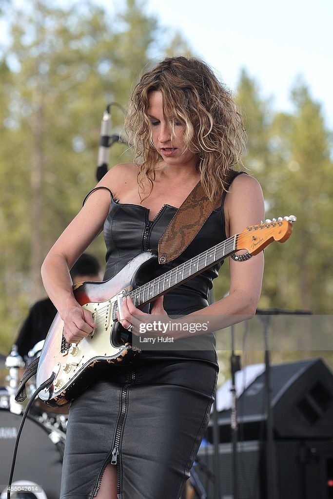 Ana Popovic