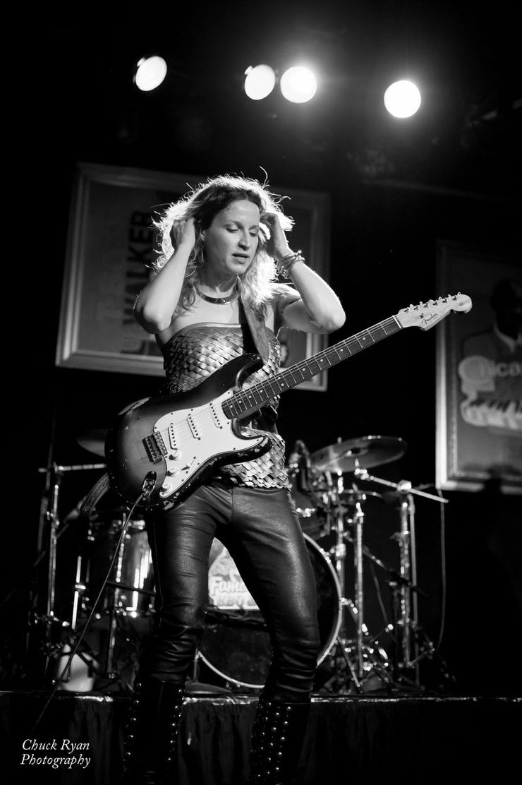 Ana Popovic