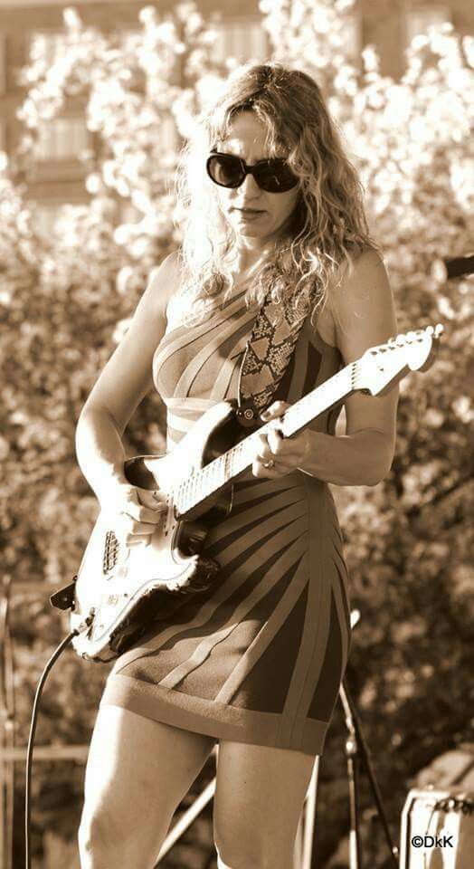 Ana Popovic