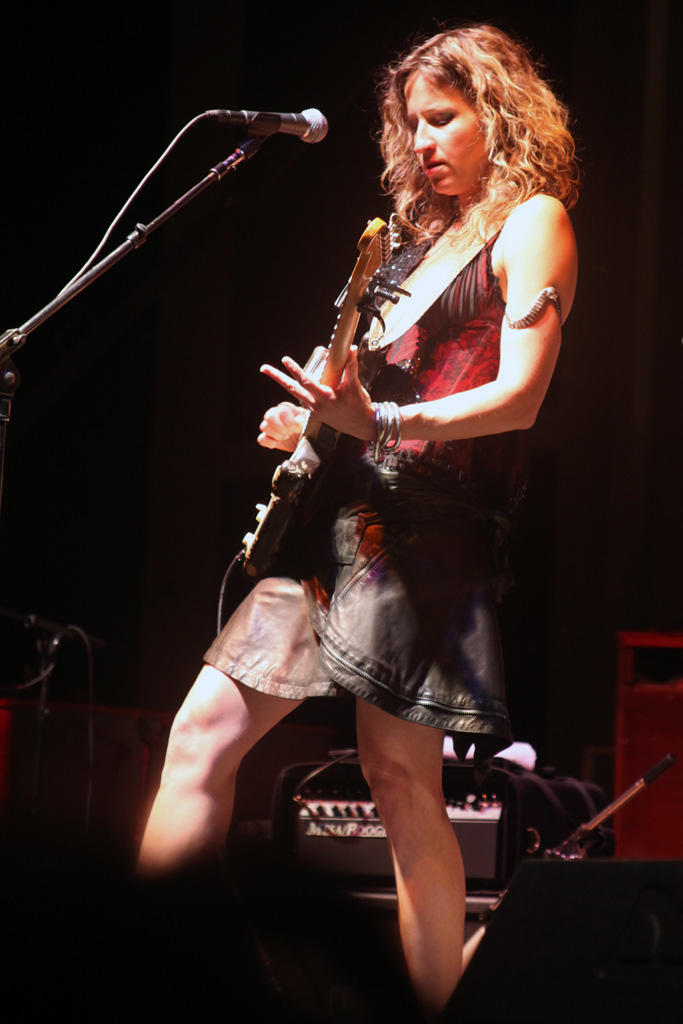 Ana Popovic