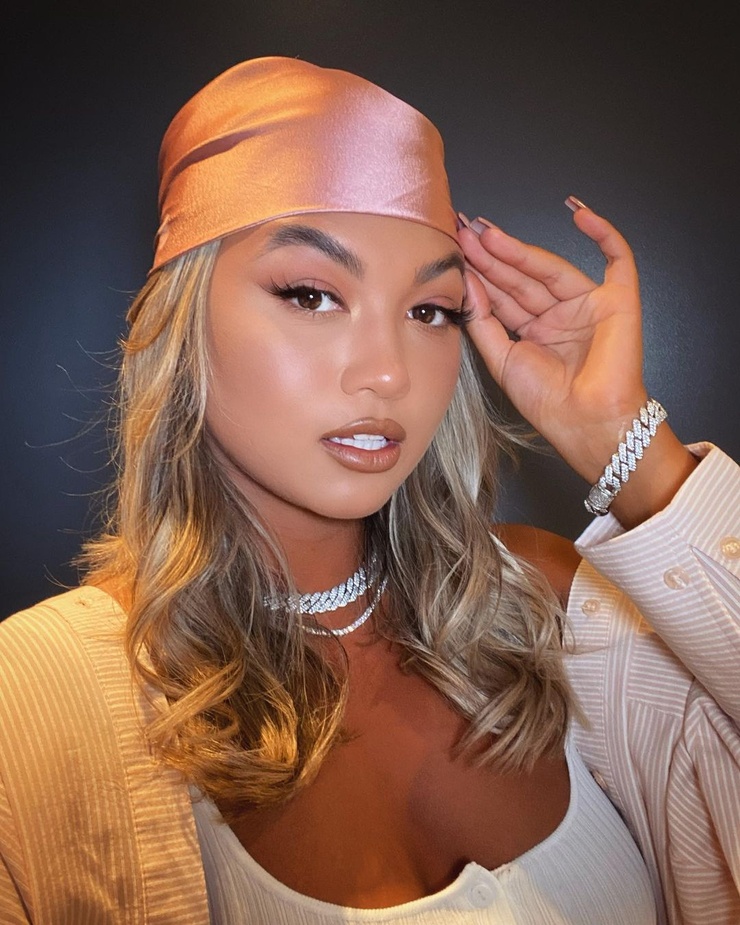 Ruby Wong model