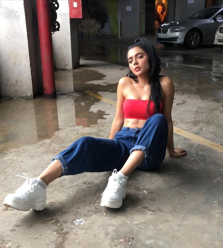 Ruhi Singh Ruhi Singh