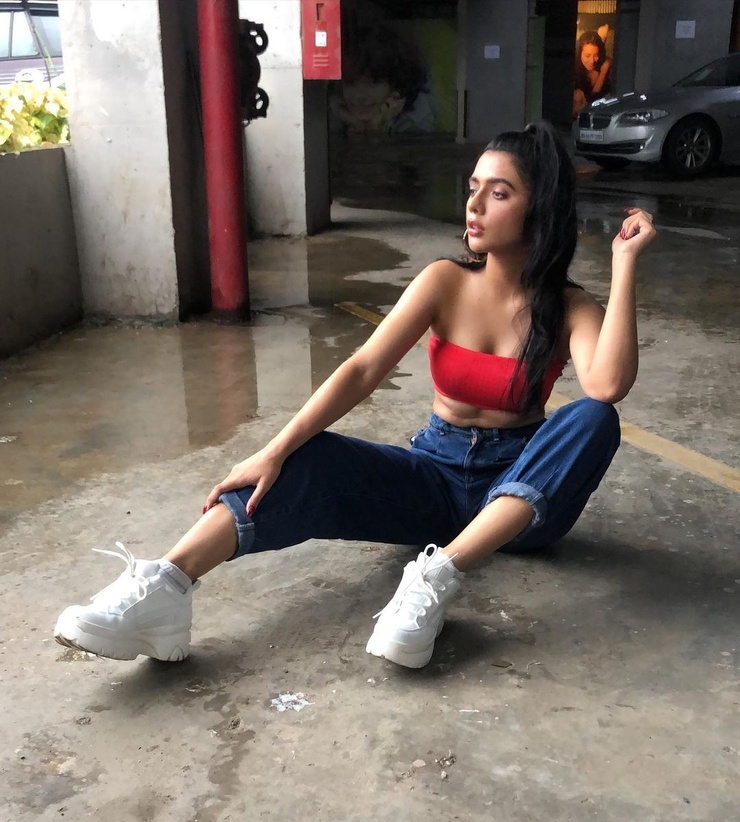 Ruhi Singh Ruhi Singh
