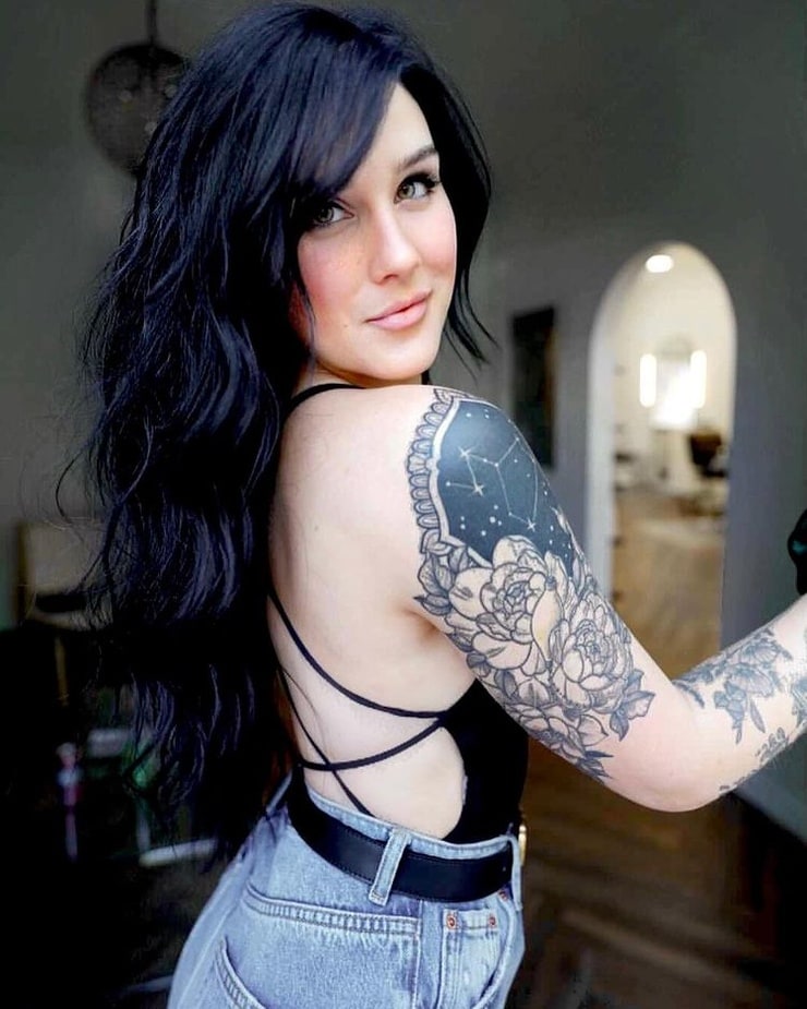 Arryn Zech