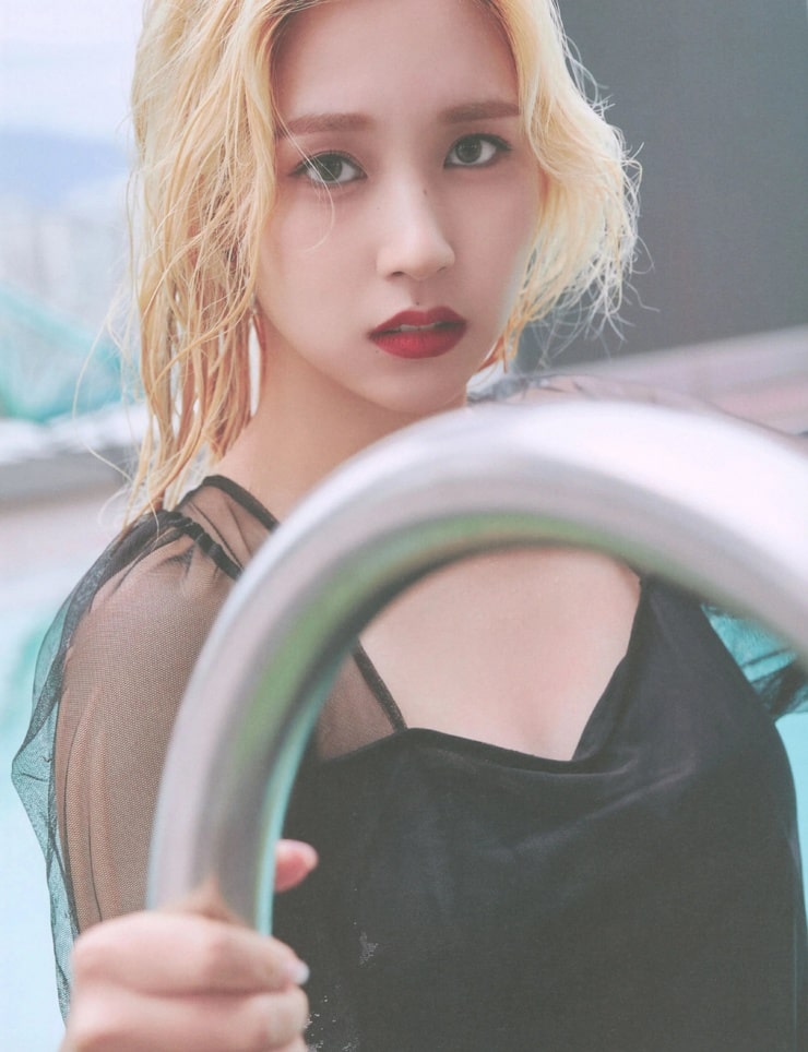 Myoui Mina Myoui Mina
