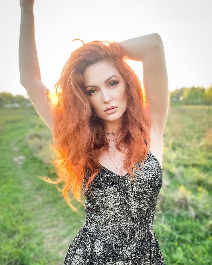 Nicole Simone