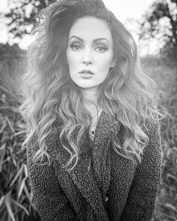Nicole Simone
