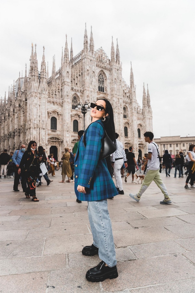 Becky G.