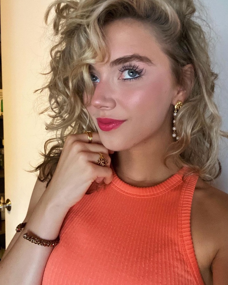 Elizabeth Wheeland Elizabeth Wheeland