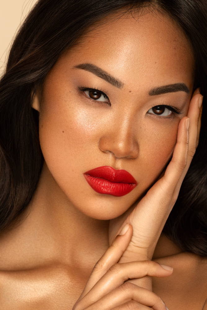 CHLOE YU