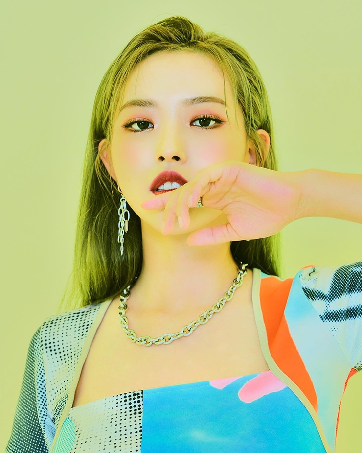 Loona (K-Pop)