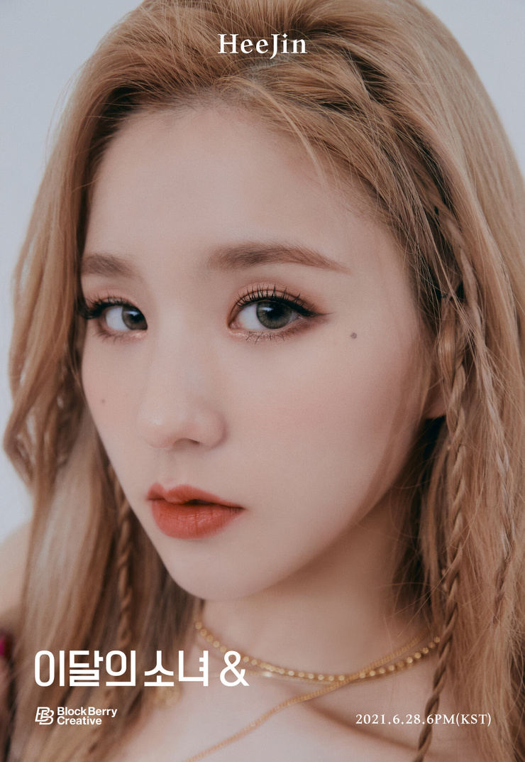 HeeJin HeeJin