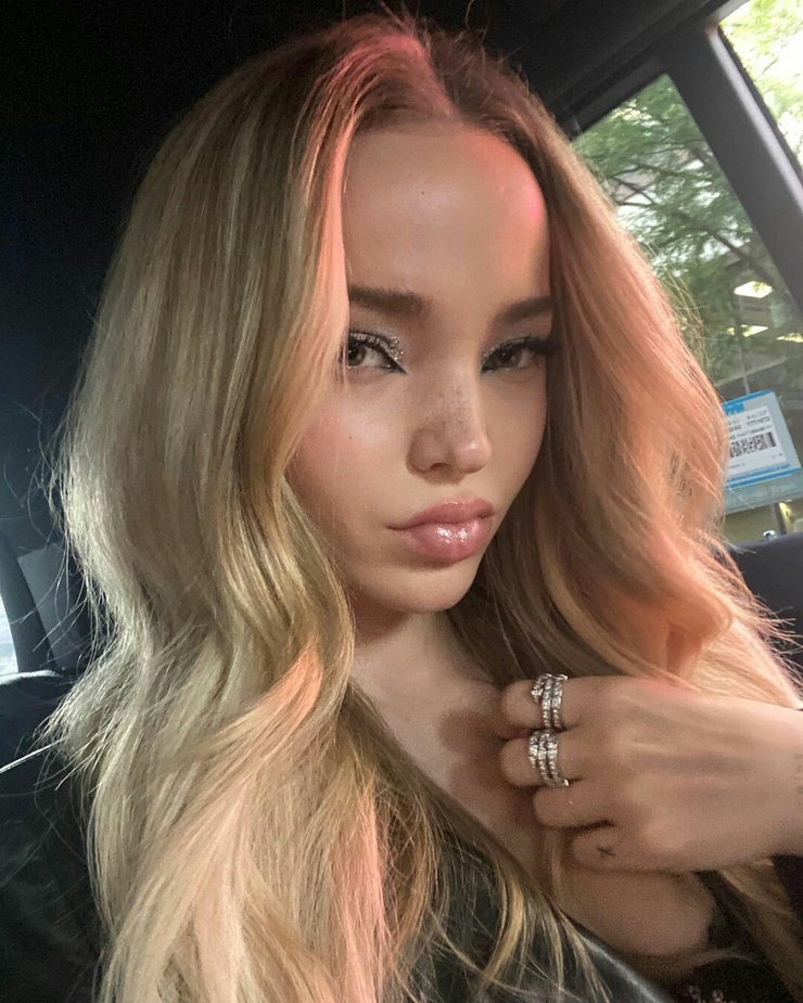 Dove Cameron