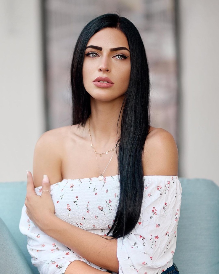 Jacqueline Neubauer Jacqueline Neubauer