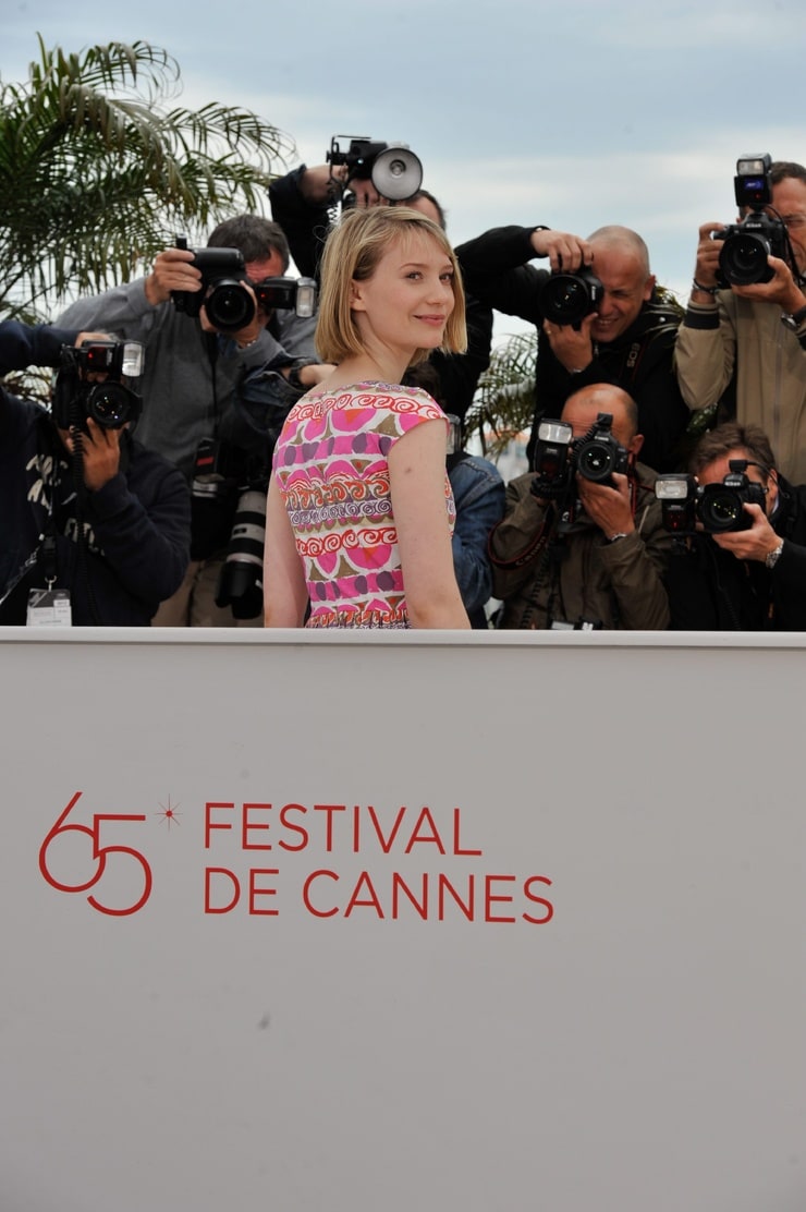 Mia Wasikowska