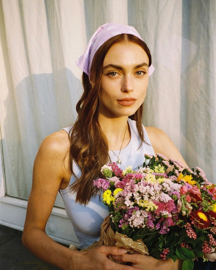 Charleen Weiss Charleen Weiss