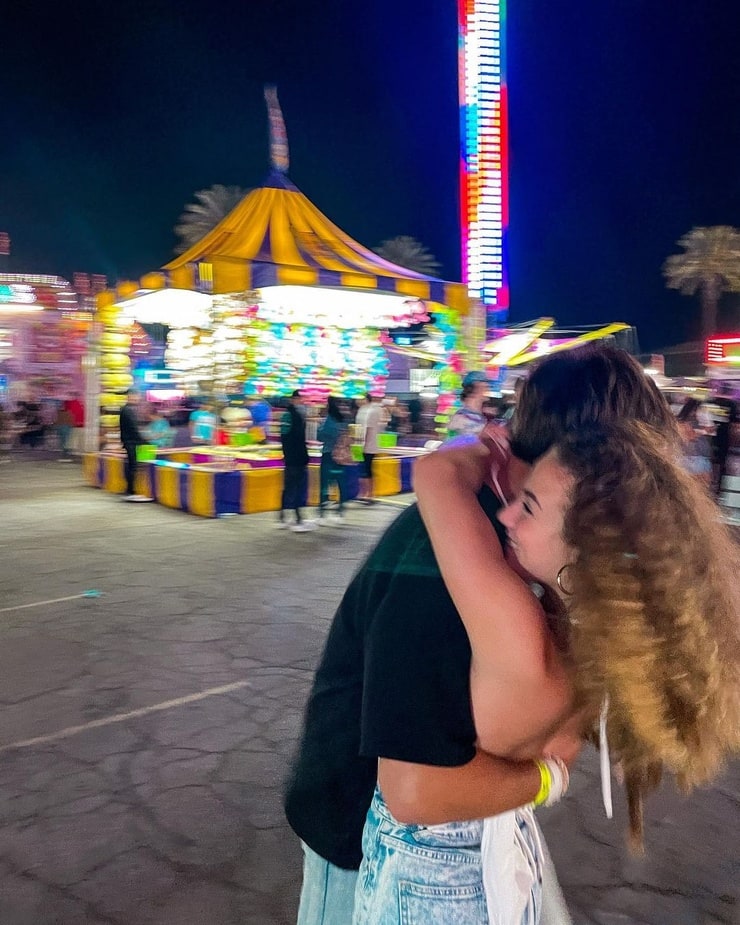 Sofie Dossi