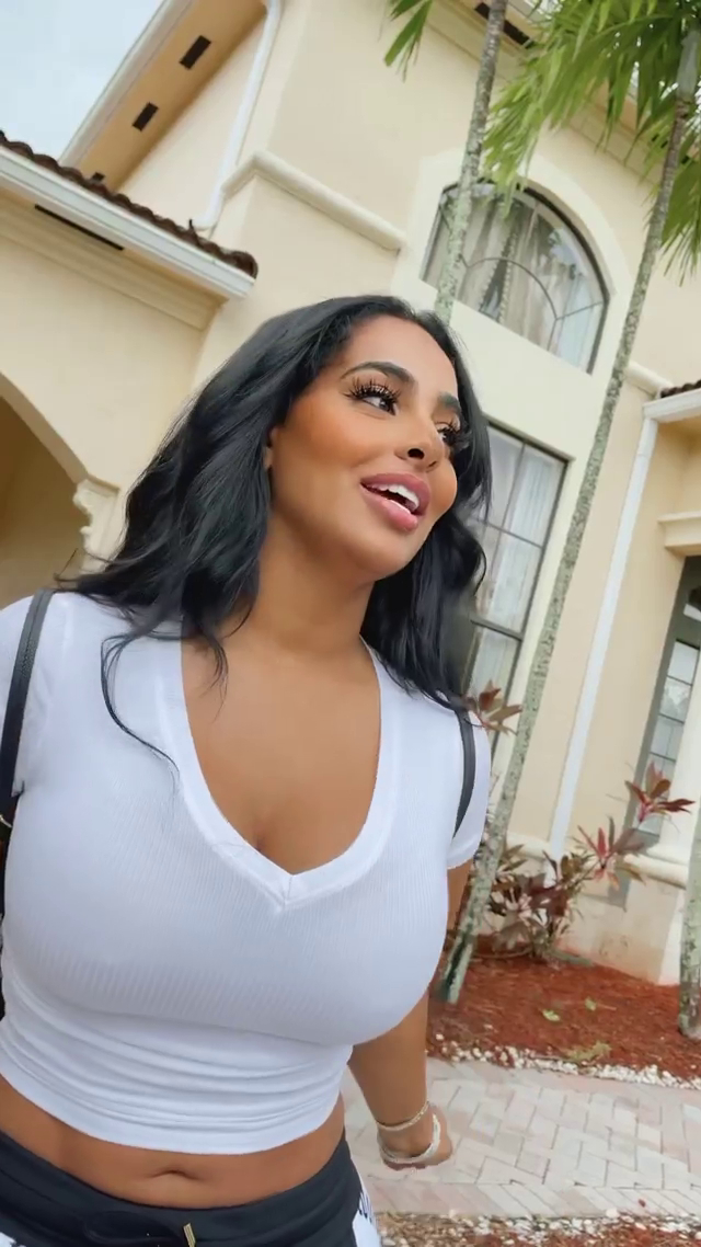 Ayisha Diaz