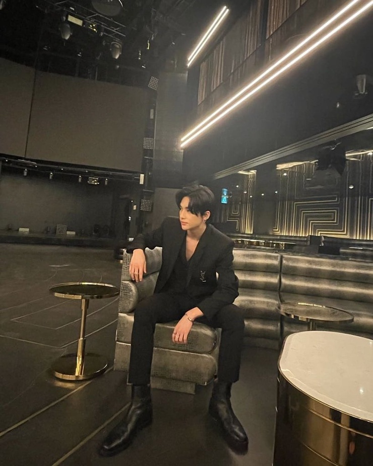 Hyun-Jin Hwang