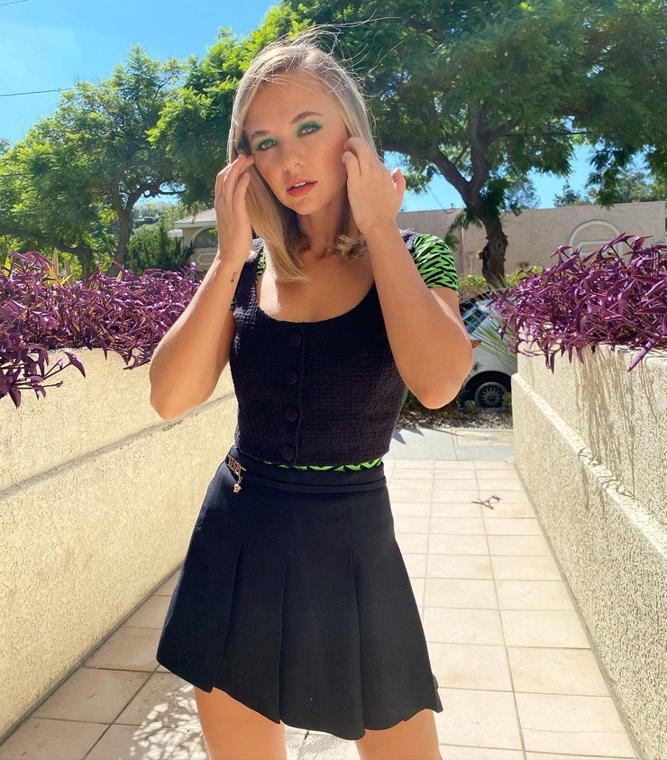 Madison Iseman Madison Iseman