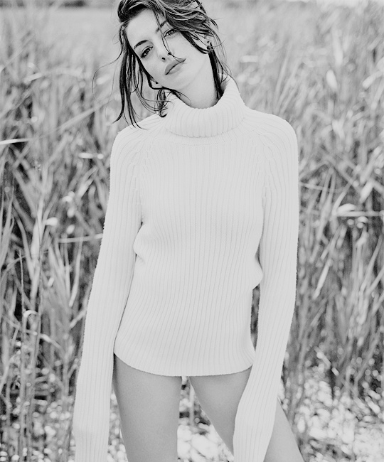 Anne Hathaway Anne Hathaway
