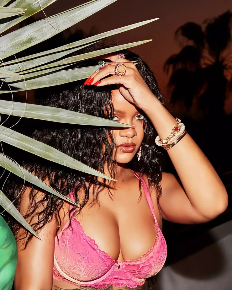 Rihanna Rihanna