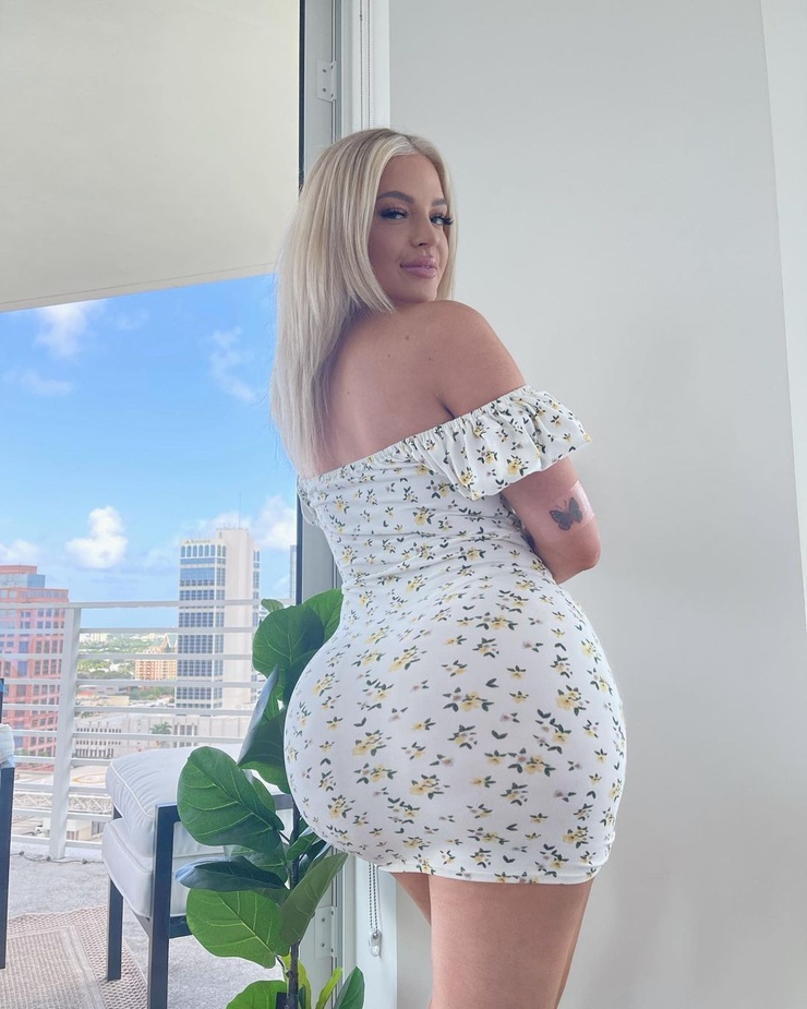 Kendra Karter