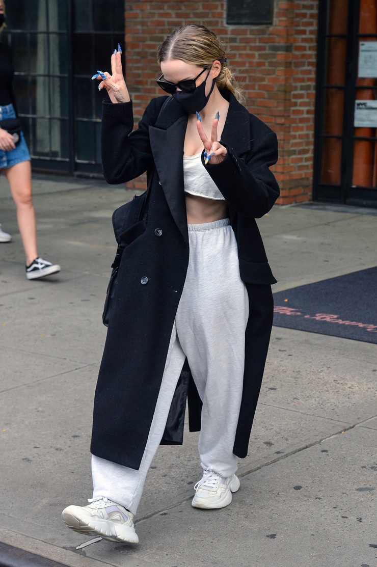 Dove Cameron
