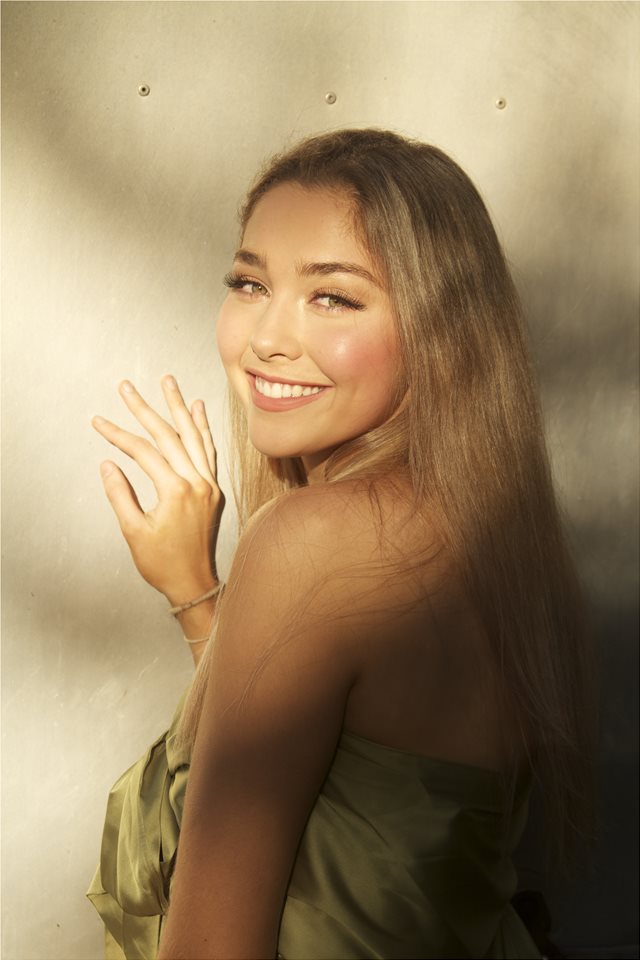 Chenaya Aston