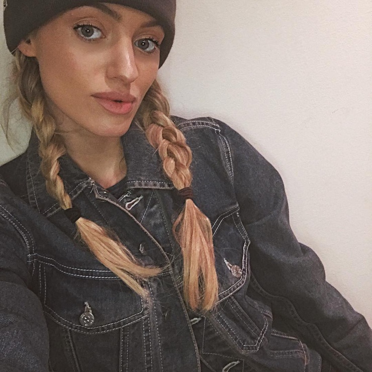 Athena Perample
