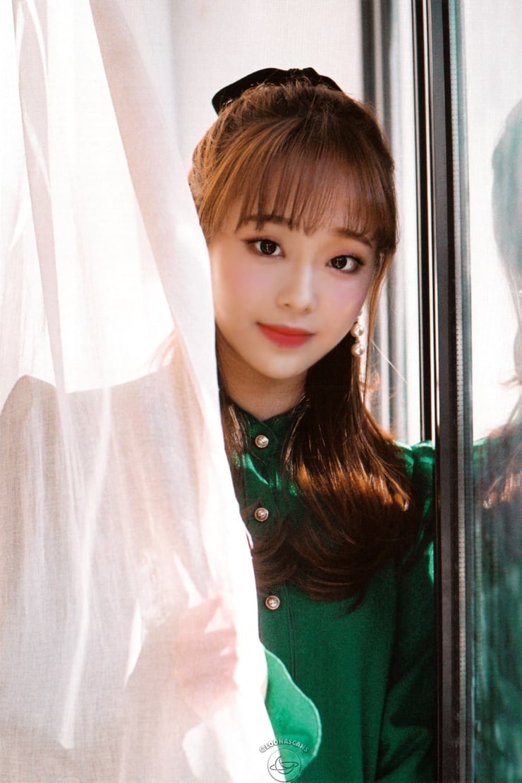 Picture Of Chuu