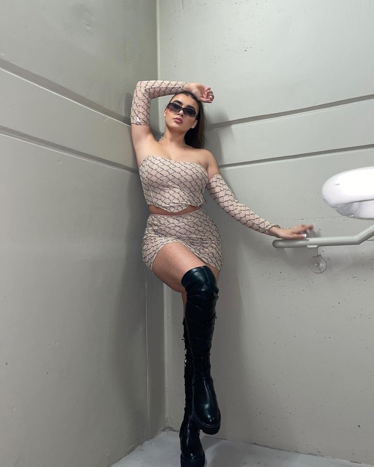 Kalani Hilliker Kalani Hilliker