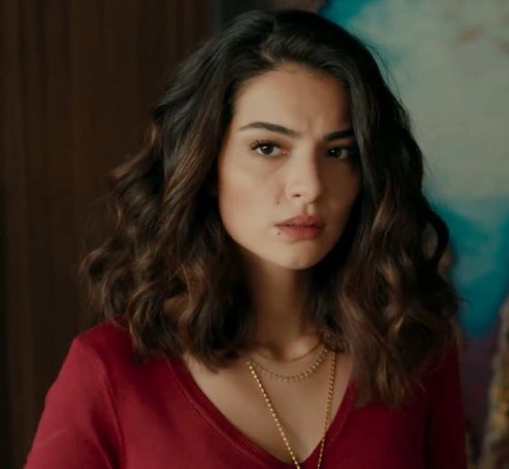 Melisa Asli Pamuk Melisa Asli Pamuk