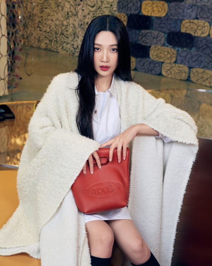 Joy (Park Soo Young)