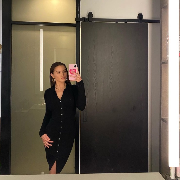 Paris MaryJo Berelc