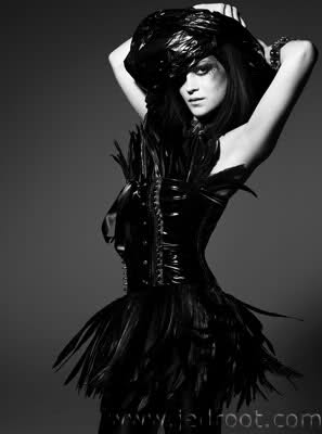 Leigh Lezark