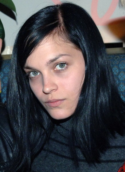 Leigh Lezark