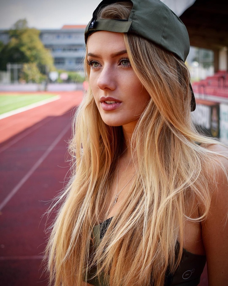 Alica Schmidt Alica Schmidt