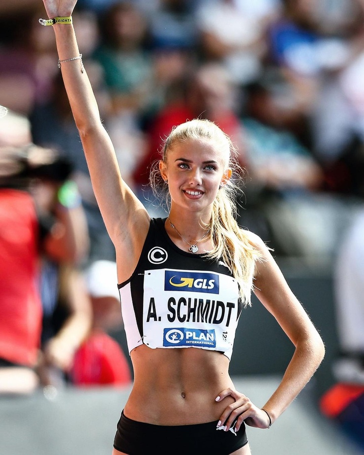 Alica Schmidt Alica Schmidt
