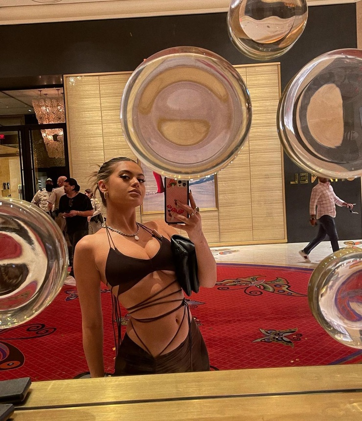 Sofia Jamora Sofia Jamora