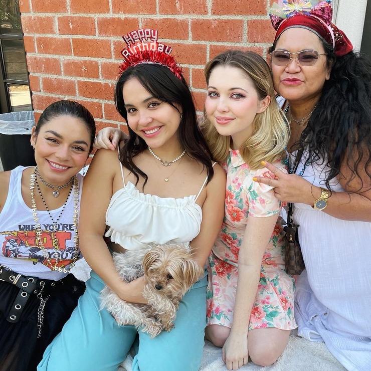 Vanessa Hudgens Vanessa Hudgens