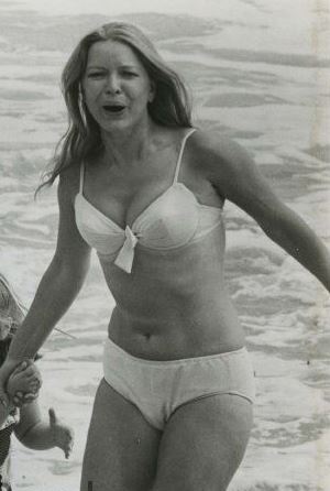 Ellen Burstyn Ellen Burstyn