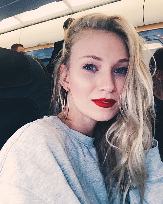 Carolin Niemczyk Carolin Niemczyk