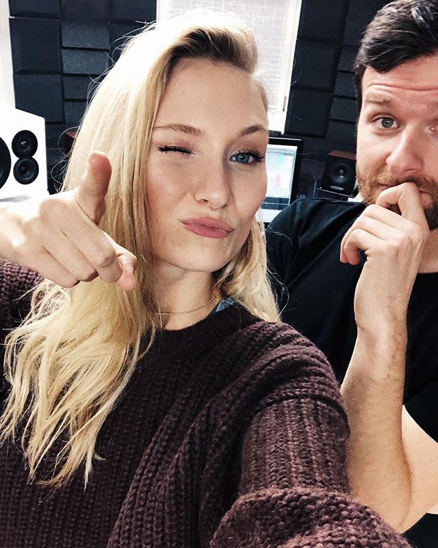 Carolin Niemczyk Carolin Niemczyk