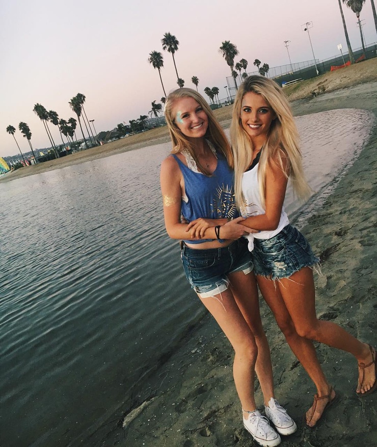 Lindsay Brewer