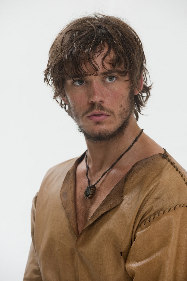 Sam Claflin Sam Claflin