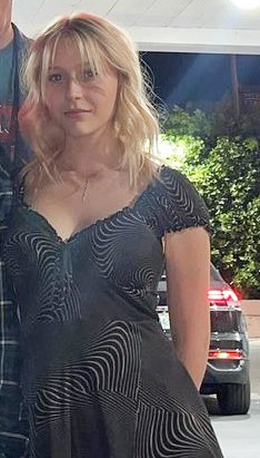 Alyvia Alyn Lind